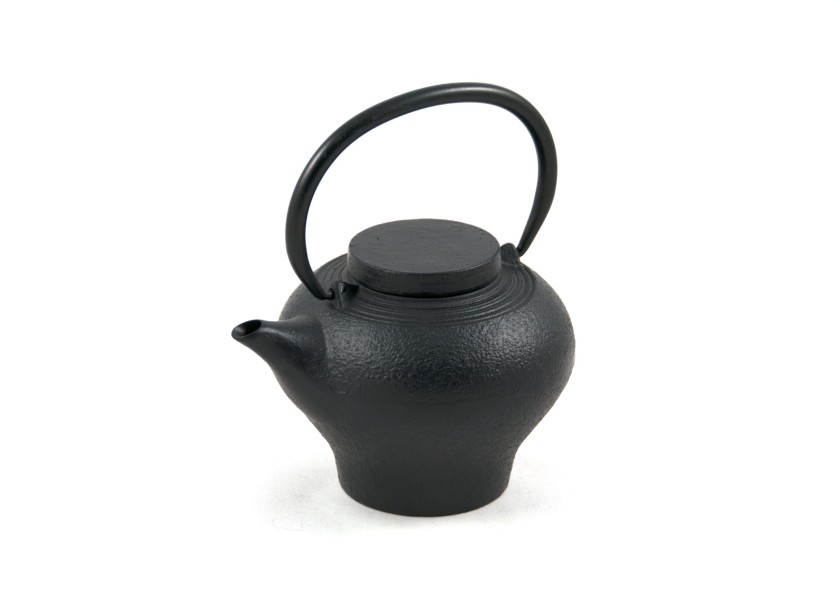 Tetera de Hierro Negra
